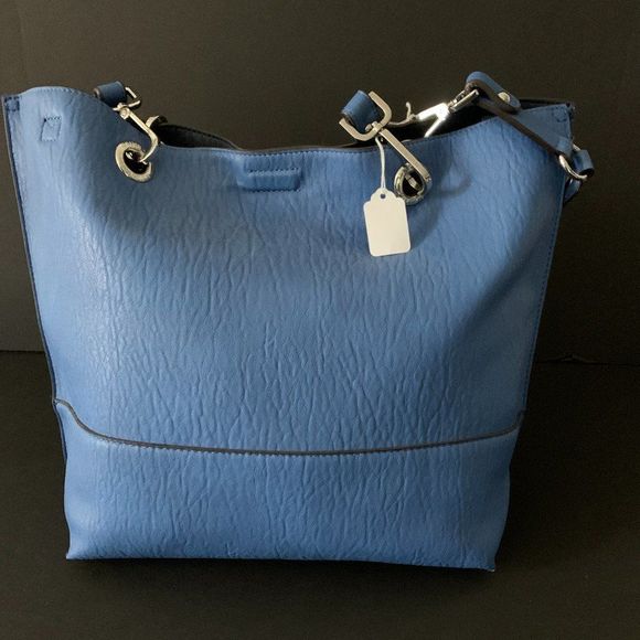 Calvin Klein Handbags - Calvin Klein Sonoma Tote free gift with each order/ best offer excepted